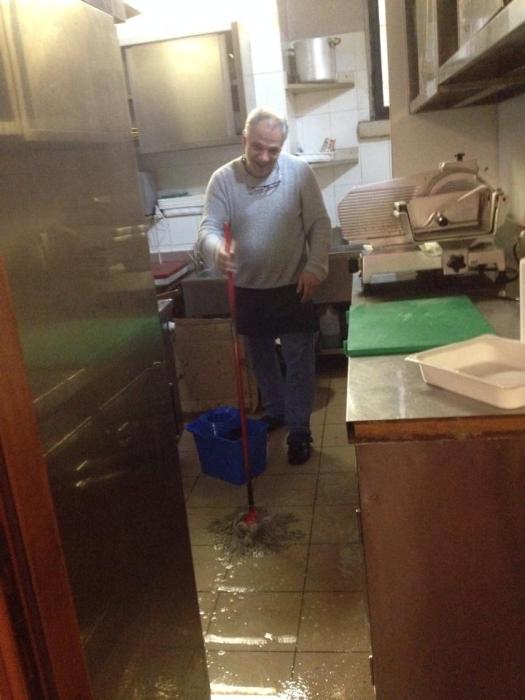 1554391_561451653951532_1154543697_n